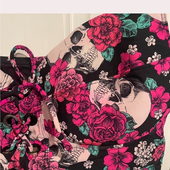 Torrid Women’s Floral Lace-Up Bikini Top - Picture 2 of 3